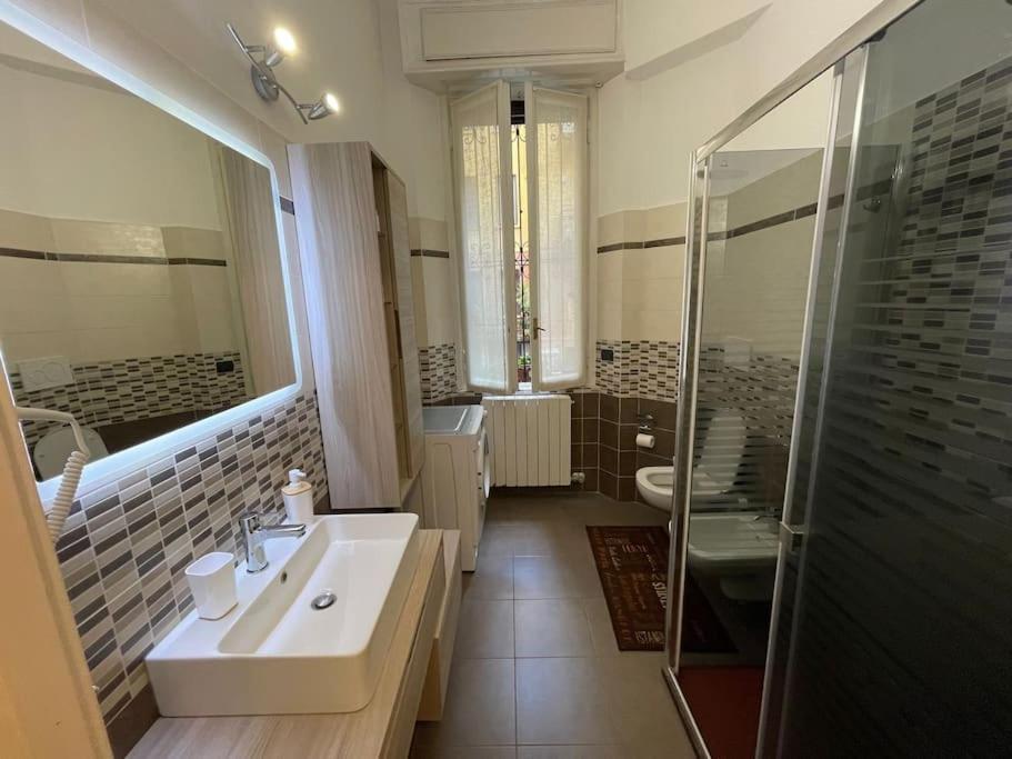Nel Quartiere Bayres Suite Completamente Rinnovata Mailand Exterior foto