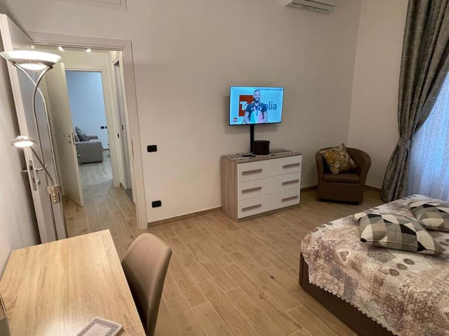 Nel Quartiere Bayres Suite Completamente Rinnovata Mailand Exterior foto